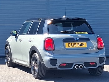 Used MINI Hatch 2019 for sale - 79343456: Photo
