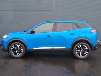 Used Peugeot 2008 2023 for sale - 77466136: Photo