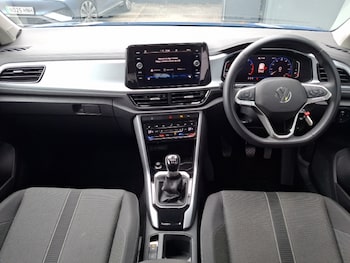 Used Volkswagen T-Roc 2023 for sale - 75357808: Photo