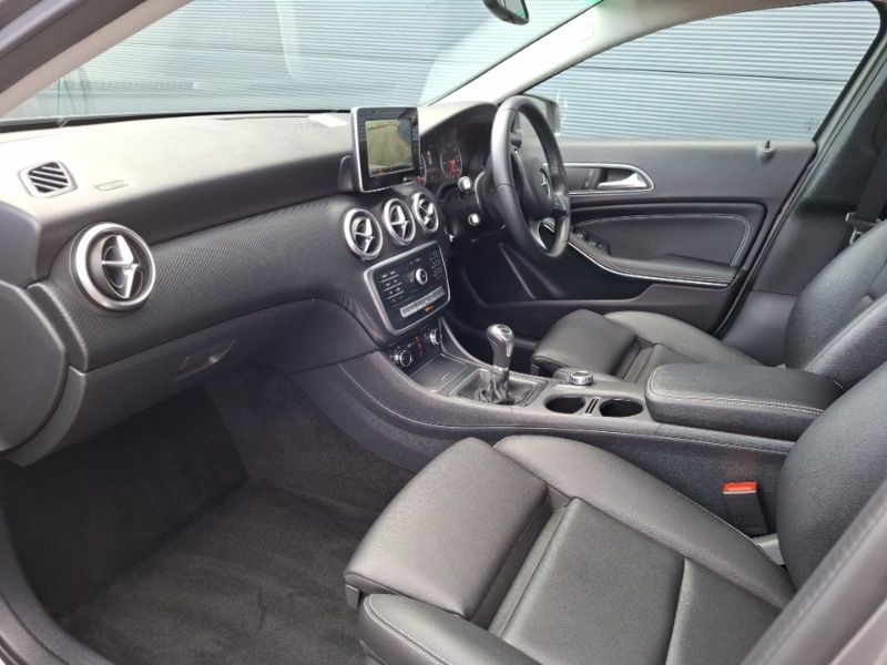 Used Mercedes-Benz A-Class 2018 for sale - 77983151: Photo 5