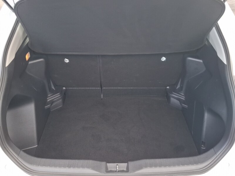 Used Toyota Yaris Cross 2022 for sale - 77503108: Photo 8