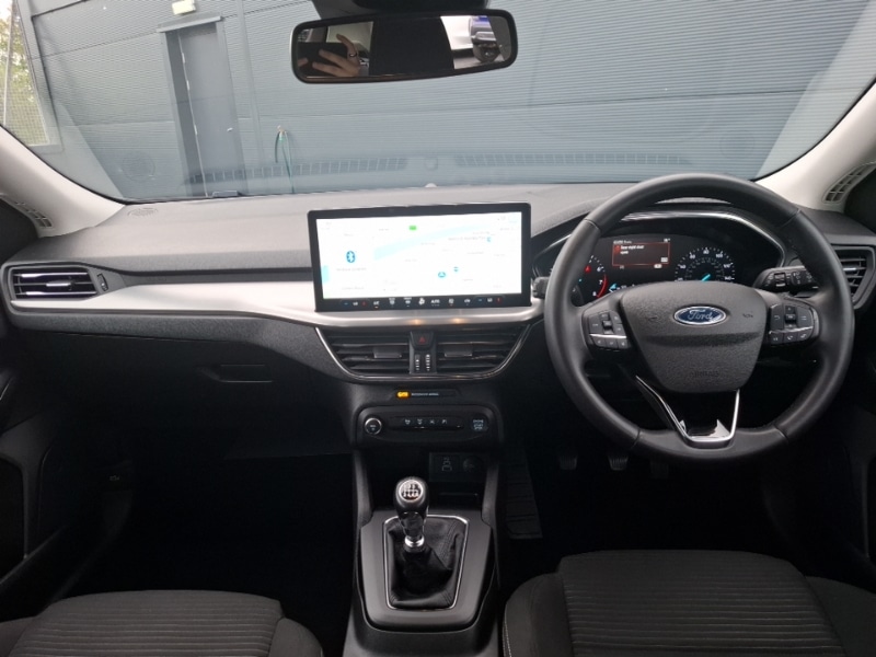 Used Ford Focus 2023 for sale - 76134798: Photo 2