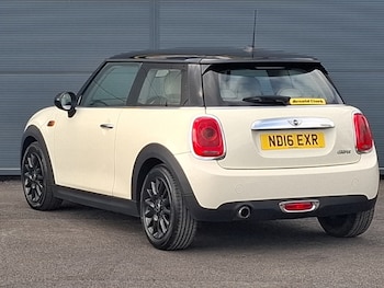 Used MINI Hatch 2016 for sale - 78032702: Photo