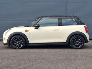 Used MINI Hatch 2016 for sale - 78032702: Photo