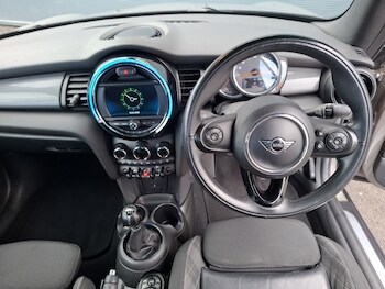 Used MINI Convertible 2019 for sale - 78253244: Photo