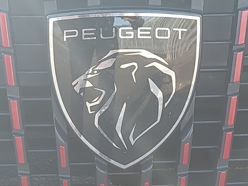 Used Peugeot 2008 2023 for sale - 76116563: Photo 12
