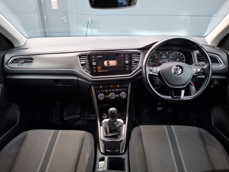 Used Volkswagen T-Roc 2019 for sale - 77126567: Photo 2