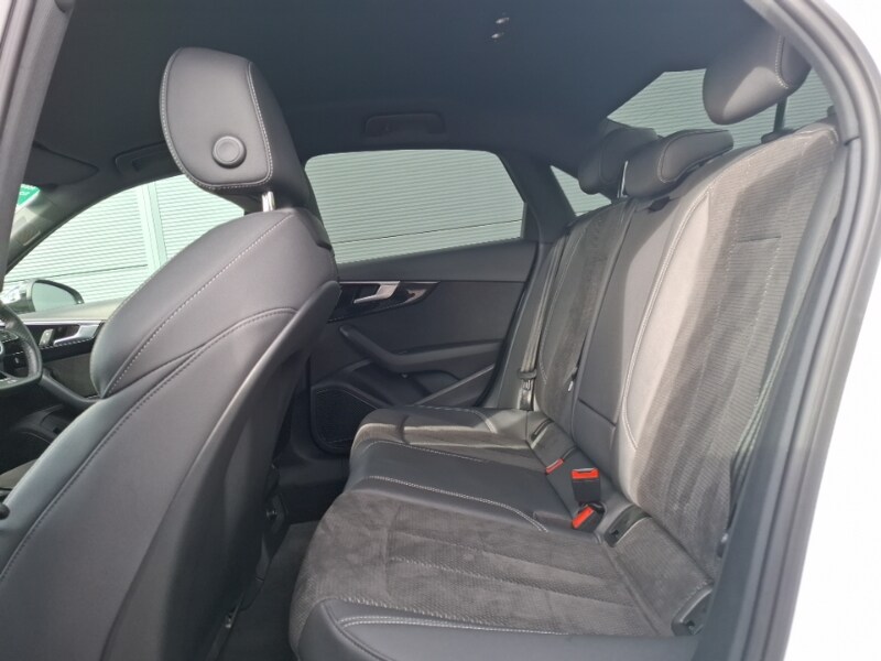 Used Audi A4 2021 for sale - 76052633: Photo 6