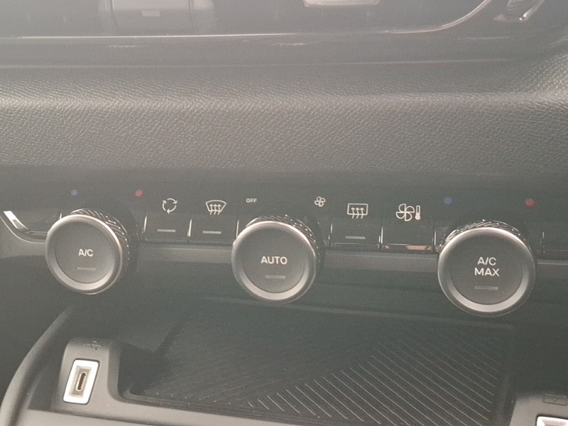 Used Citroen C4 2022 for sale - 76906878: Photo 16