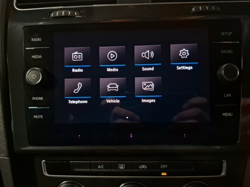 Used Volkswagen Golf 2019 for sale - 77852270: Photo 11