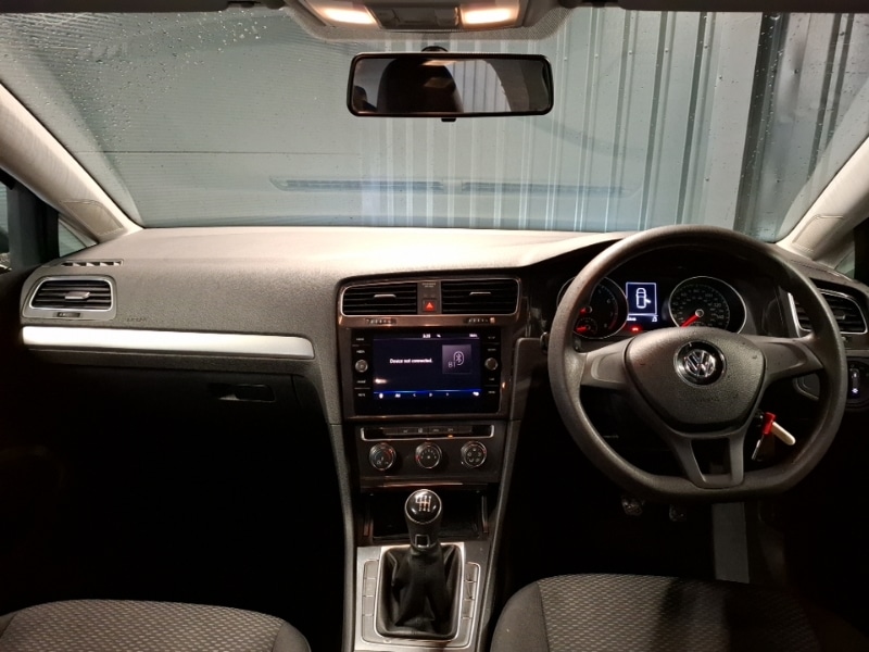 Used Volkswagen Golf 2019 for sale - 77852270: Photo 2