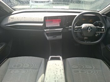 Used Renault Megane E Tech 2023 for sale - 76721781: Photo