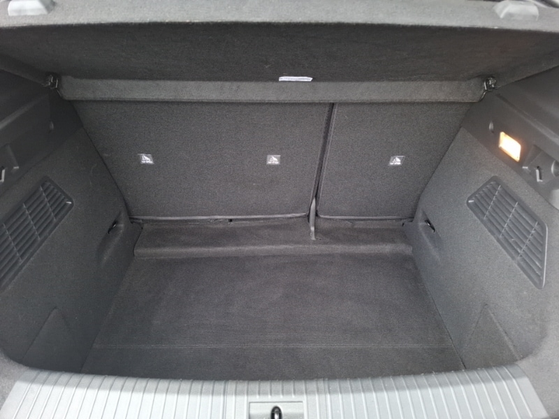 Used Renault Megane E Tech 2023 for sale - 76721781: Photo 8