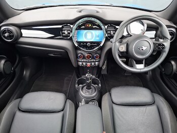 Used MINI Hatch 2023 for sale - 78354980: Photo