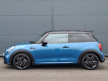 Used MINI Hatch 2023 for sale - 78354980: Photo