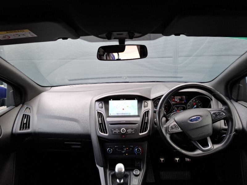 Used Ford Focus 2017 for sale - 78079947: Photo 2