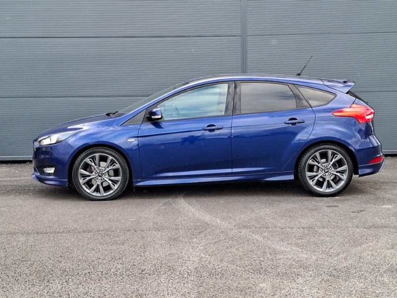 Used Ford Focus 2017 for sale - 78079947: Photo 4