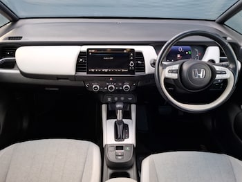 Used Honda Jazz 2022 for sale - 76221068: Photo