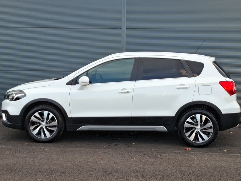 Used Suzuki SX4 S-Cross 2018 for sale - 77206105: Photo 4