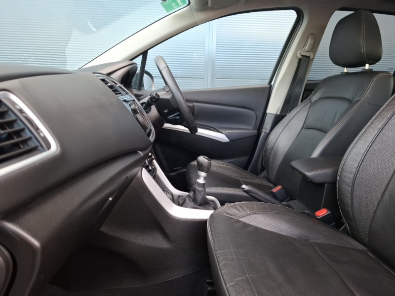 Used Suzuki SX4 S-Cross 2018 for sale - 77206105: Photo 5