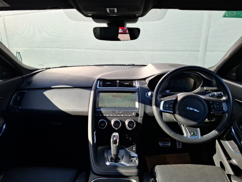 Used Jaguar E-Pace 2018 for sale - 78013138: Photo 2