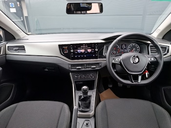 Used Volkswagen Polo 2018 for sale - 78506473: Photo
