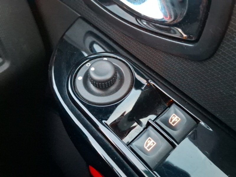 Used Renault Clio 2014 for sale - 77669620: Photo 14