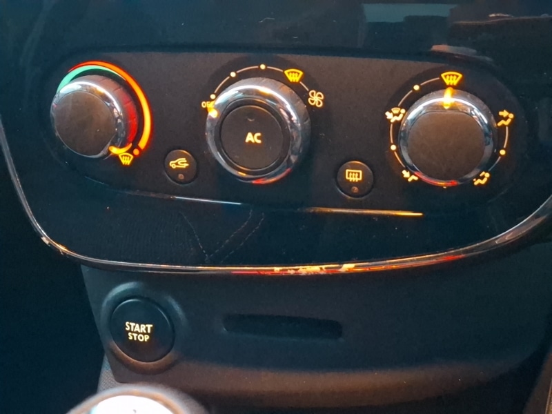 Used Renault Clio 2014 for sale - 77669620: Photo 16