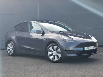 2023 - RWD 5dr Auto