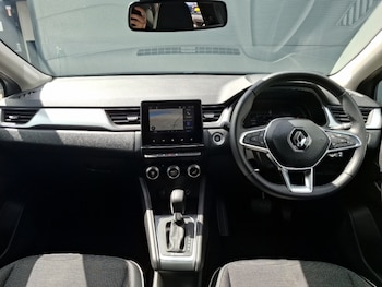 Used Renault Captur 2023 for sale - 78595293: Photo