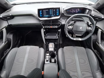 Used Peugeot 2008 2023 for sale - 78642371: Photo