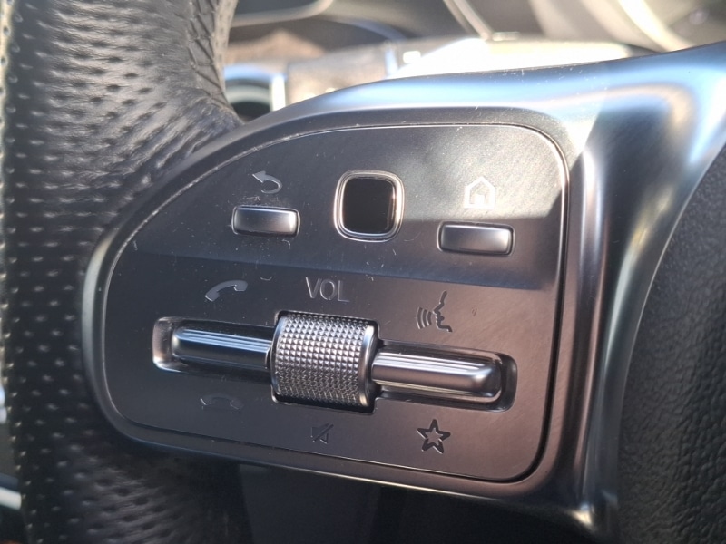 Used Mercedes-Benz GLC 2020 for sale - 76397515: Photo 12