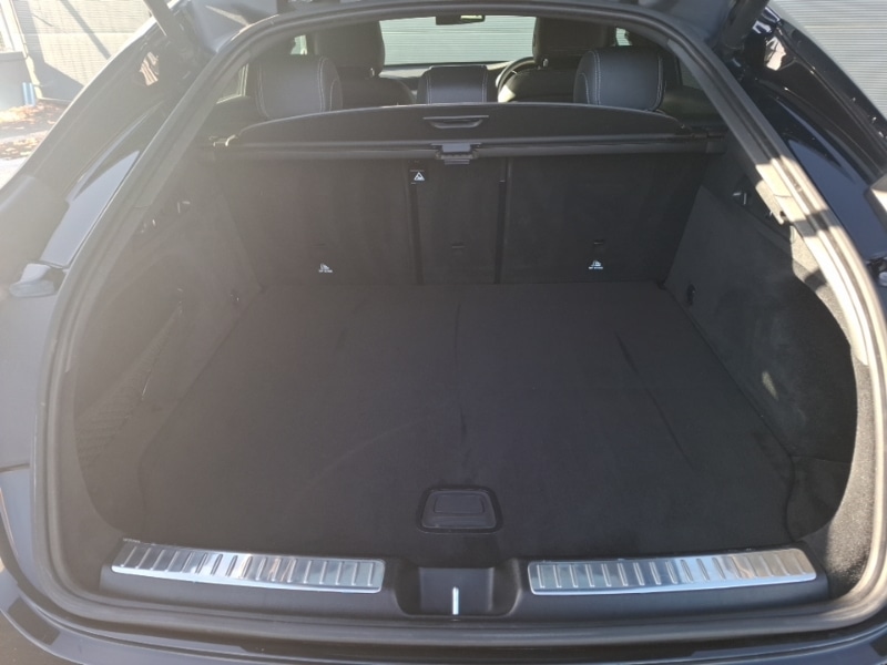 Used Mercedes-Benz GLC 2020 for sale - 76397515: Photo 8