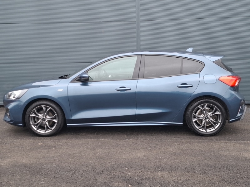 Used Ford Focus 2021 for sale - 77606035: Photo 4