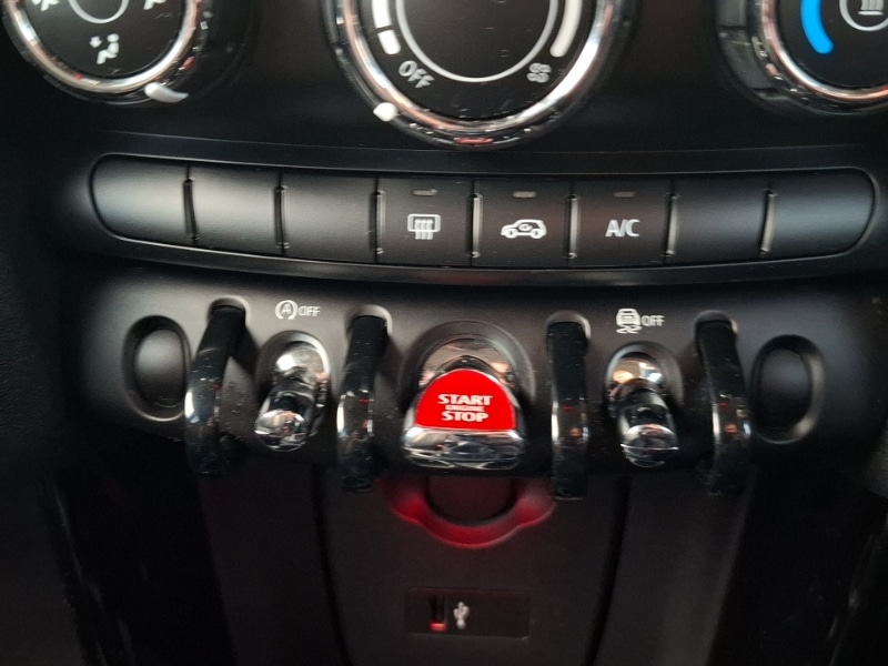 Used MINI Hatch 2019 for sale - 77682562: Photo 13