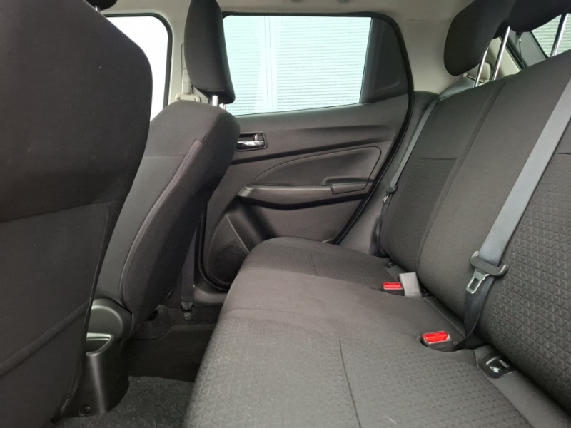 Used Suzuki Swift 2023 for sale - 77284765: Photo 6