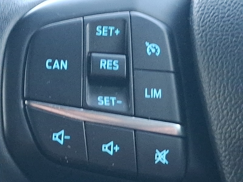 Used Ford Focus 2018 for sale - 76974886: Photo 12