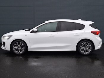 Used Ford Focus 2023 for sale - 77509323: Photo