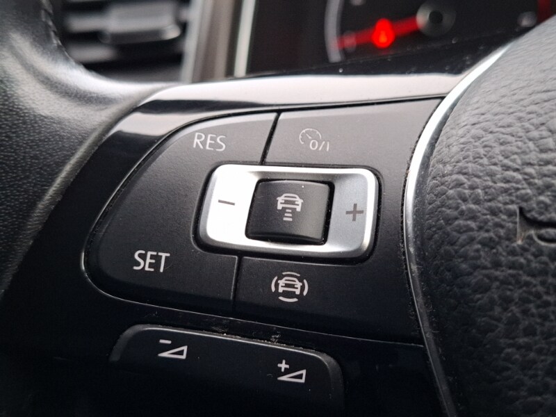 Used Volkswagen T-Roc 2019 for sale - 77815762: Photo 12