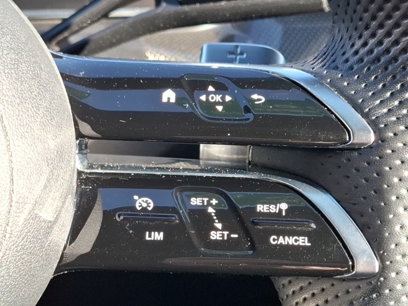 Used Mercedes-Benz C Class 2022 for sale - 76348556: Photo 13