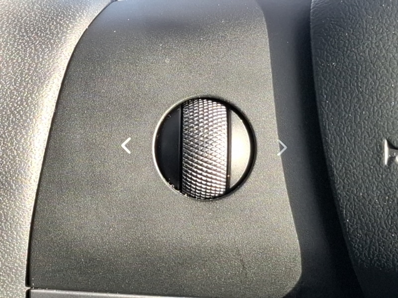 Used Tesla Model Y 2023 for sale - 76696141: Photo 12