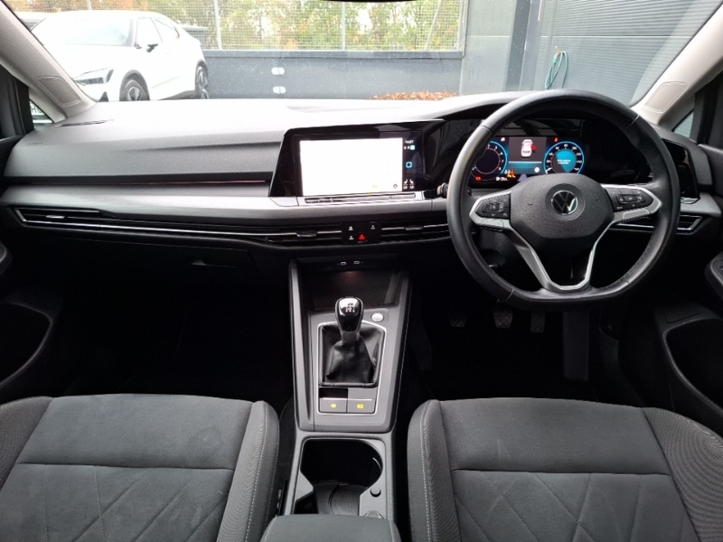 Used Volkswagen Golf 2021 for sale - 76511702: Photo 2