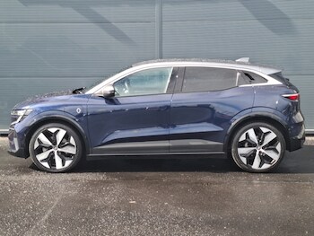 Used Renault Megane E Tech 2023 for sale - 75921581: Photo