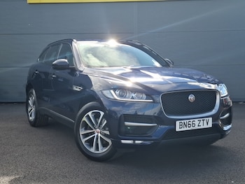 Used Jaguar F-Pace 2016 for sale - 79101352: Photo