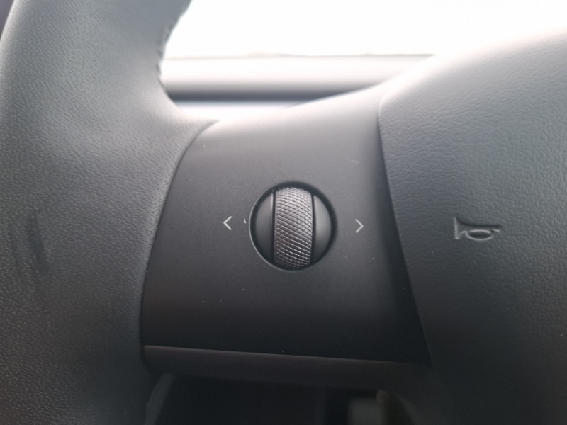 Used Tesla Model Y 2023 for sale - 76135073: Photo 12