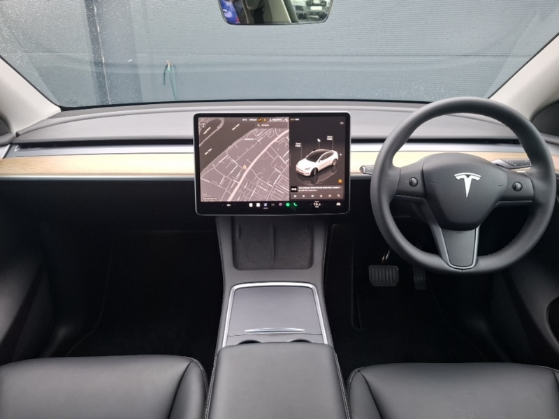Used Tesla Model Y 2023 for sale - 76135073: Photo 2