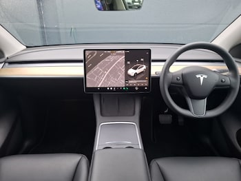 Used Tesla Model Y 2023 for sale - 76135073: Photo