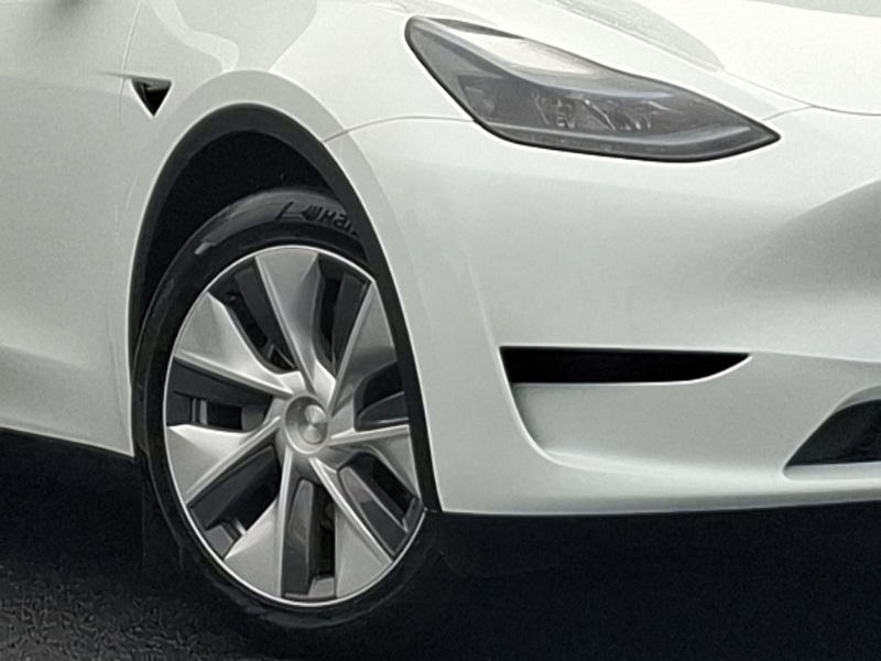 Used Tesla Model Y 2023 for sale - 76135073: Photo 9