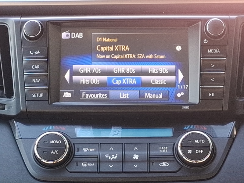 Used Toyota RAV4 2018 for sale - 76393185: Photo 10