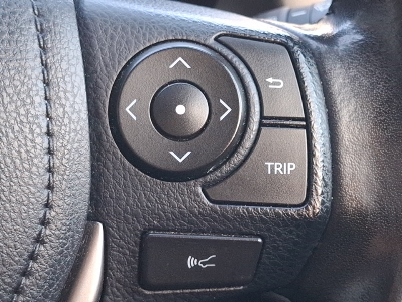 Used Toyota RAV4 2018 for sale - 76393185: Photo 13